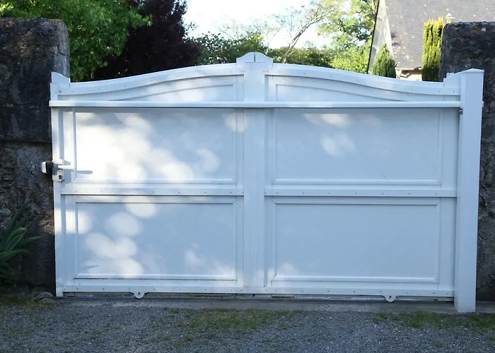 Penzion Maison St Mayeul Bouere