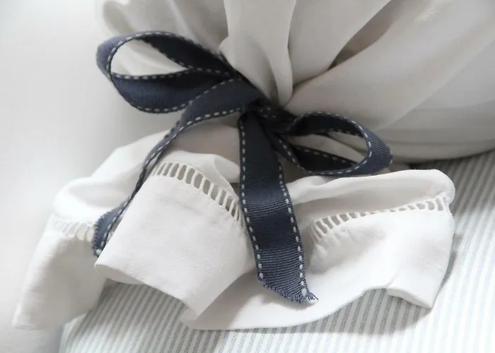 Maison St Mayeul Penzion Bouere